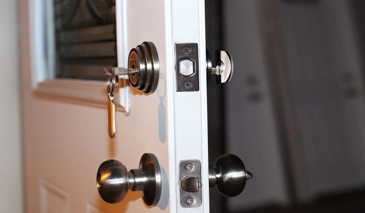 Buy the Latest Types of door lock latch